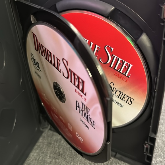 DANIELLE STEEL Collection PALOMINO, SECRET, STAR, THE PROMISE 2 DVD Exc Cond. - Picture 6 of 9